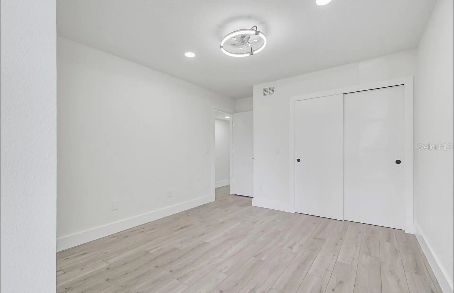 4613 Gate Place Orlando FL 32811