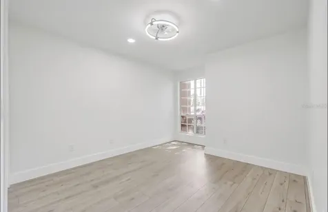 4613 Gate Place Orlando FL 32811