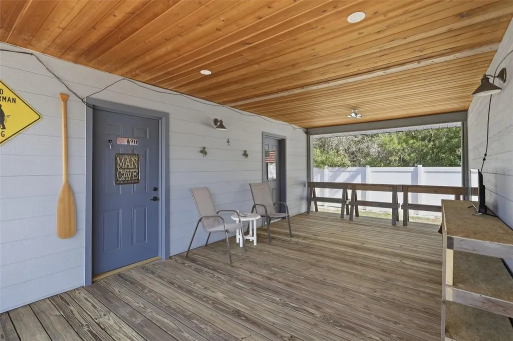 168 Community Drive Debary FL 32713