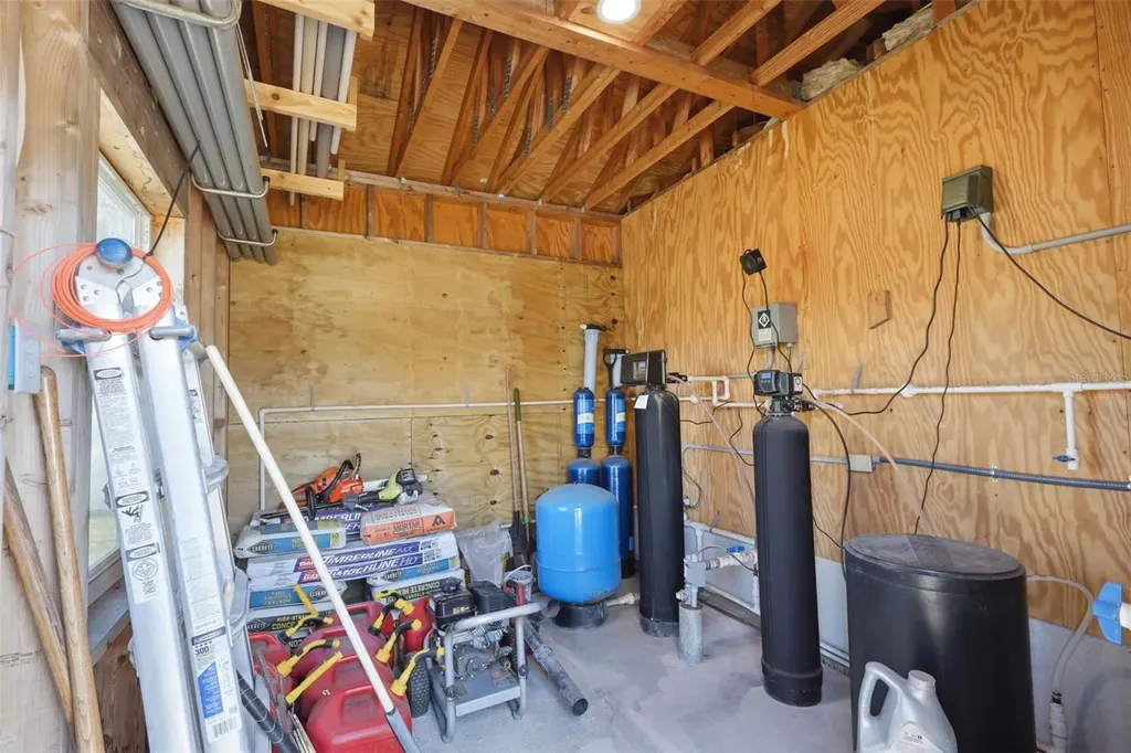 168 Community Drive Debary FL 32713