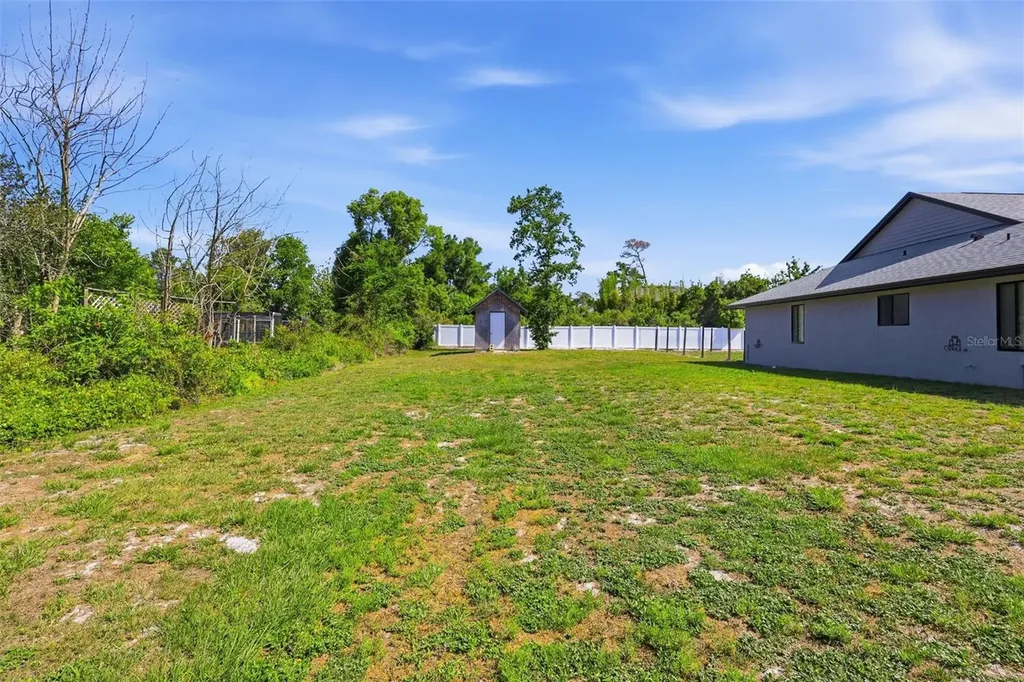 168 Community Drive Debary FL 32713