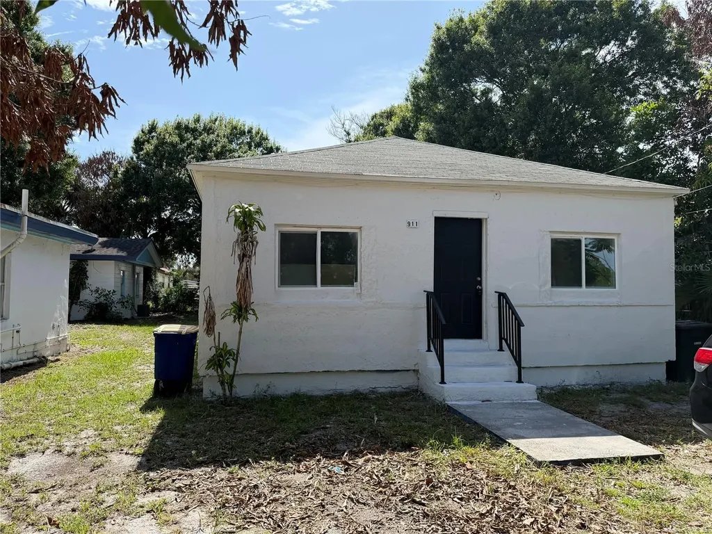 911 N 21st Street Fort Pierce FL 34950