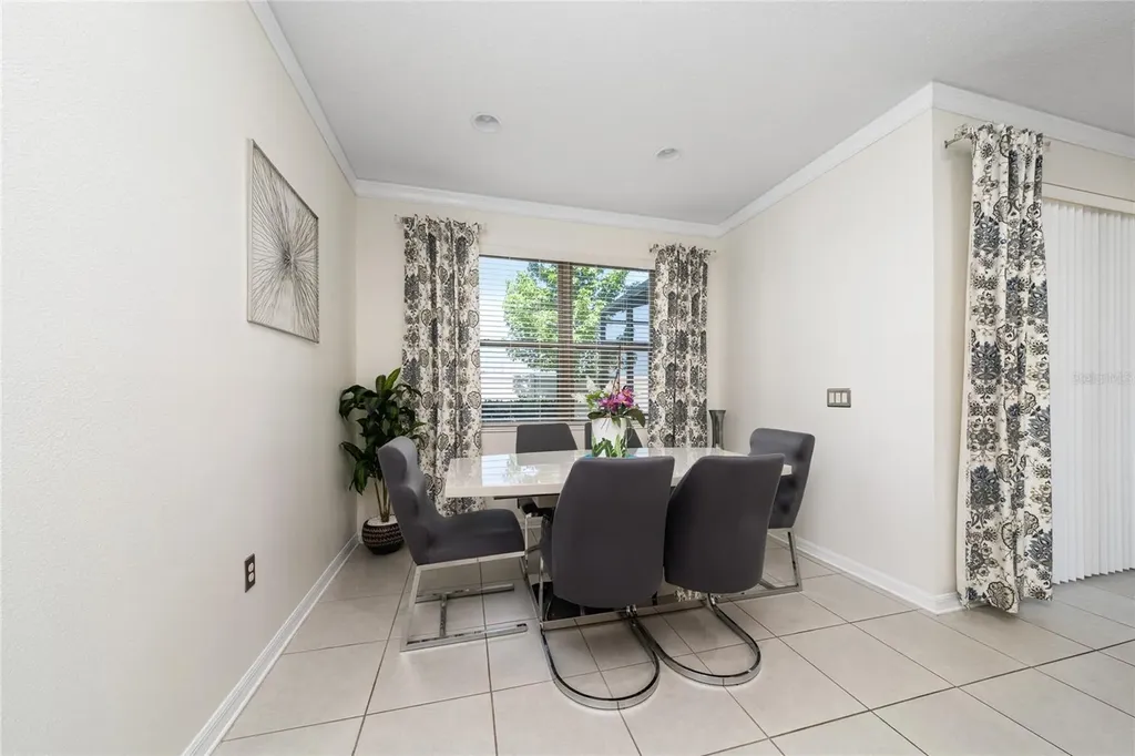 2480 White Isle Lane Orlando FL 32825