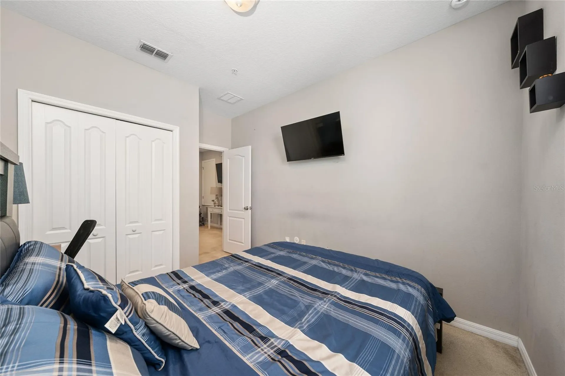 2480 White Isle Lane Orlando FL 32825