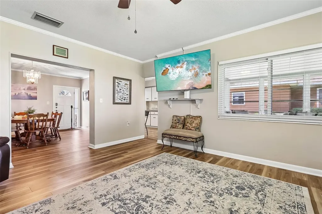 31929 Elizabeth Lane Tavares FL 32778