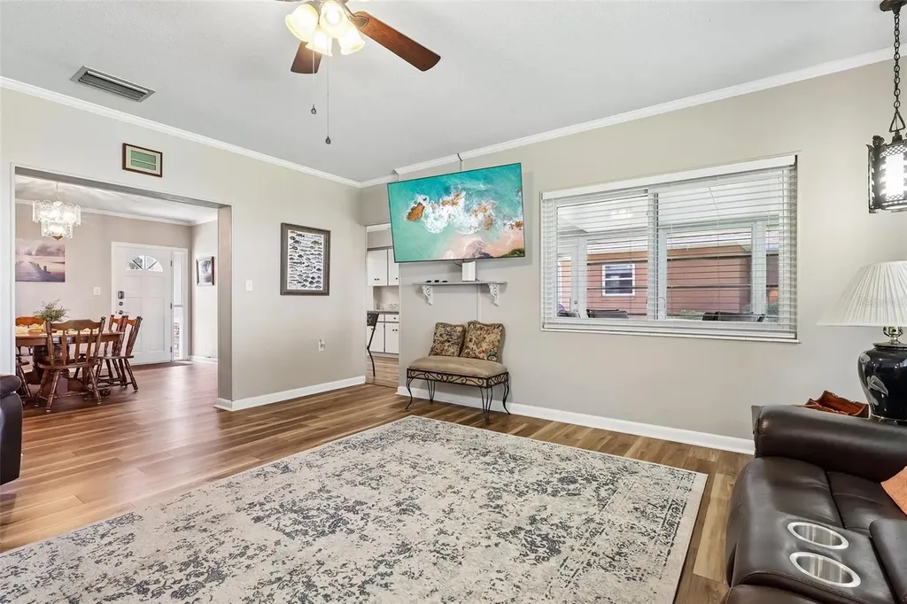 31929 Elizabeth Lane Tavares FL 32778