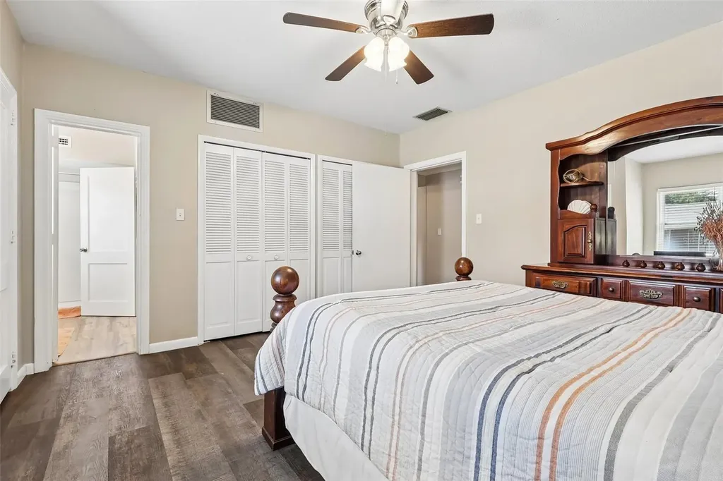 31929 Elizabeth Lane Tavares FL 32778