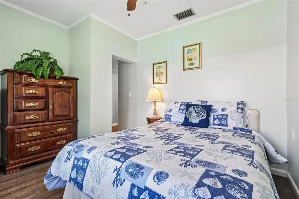 31929 Elizabeth Lane Tavares FL 32778