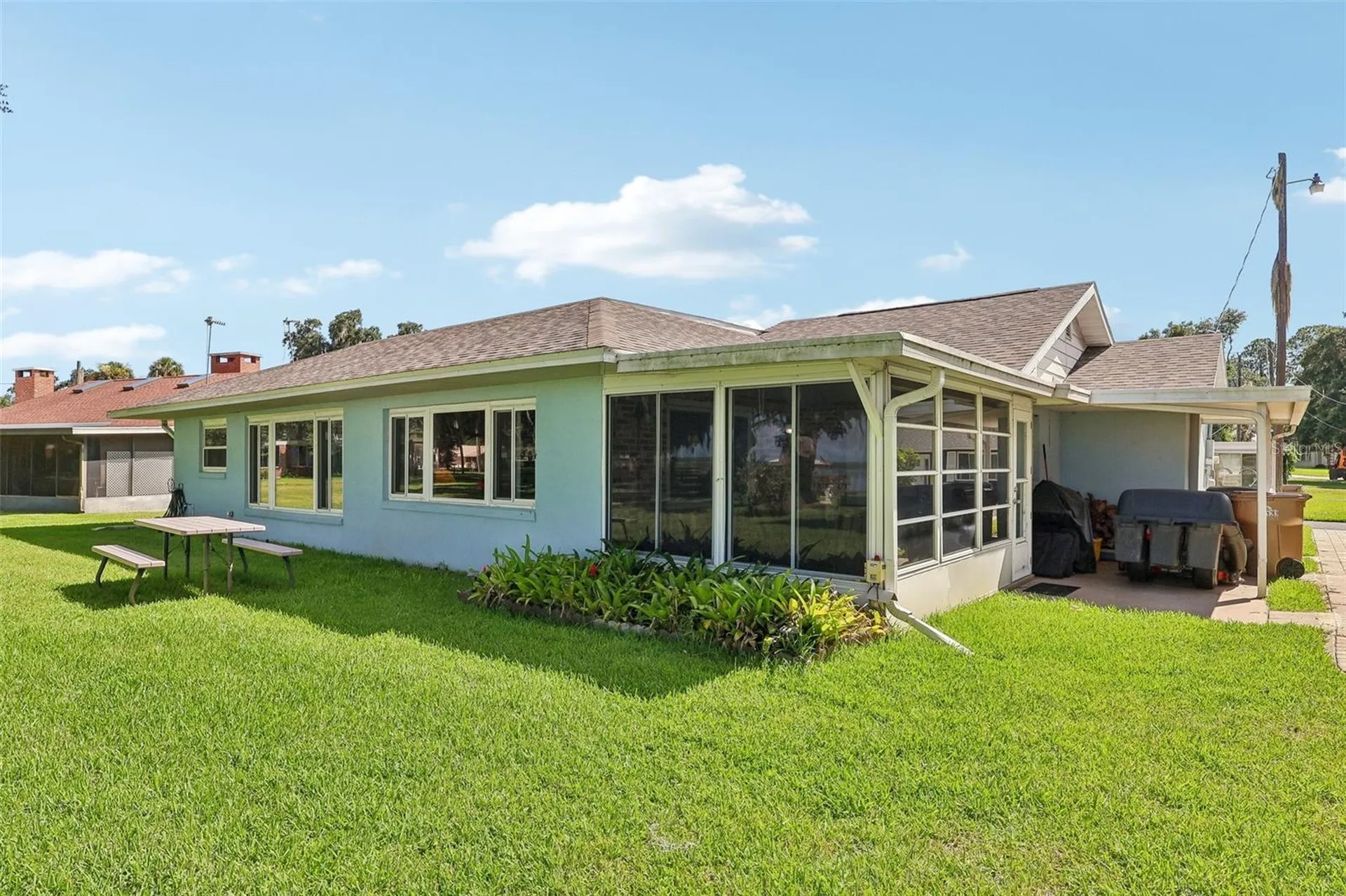 31929 Elizabeth Lane Tavares FL 32778