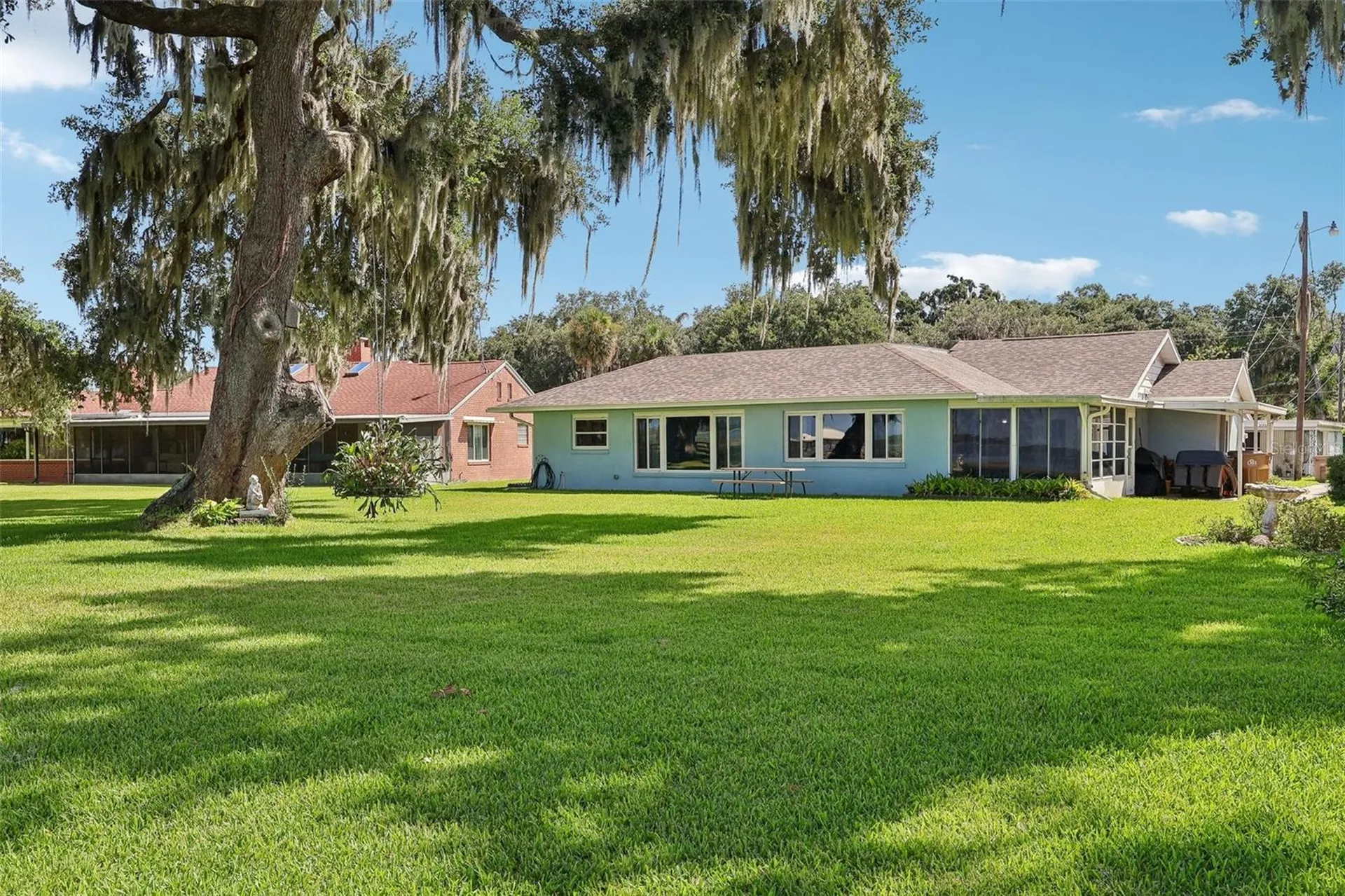 31929 Elizabeth Lane Tavares FL 32778