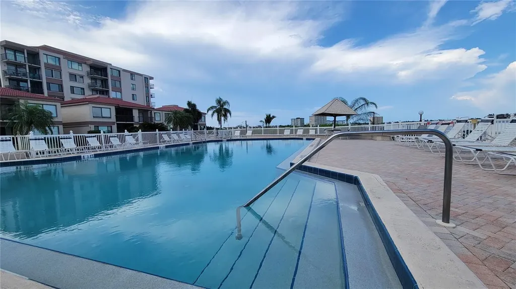 6322 Palma Del Mar Boulevard S St Petersburg FL 33715