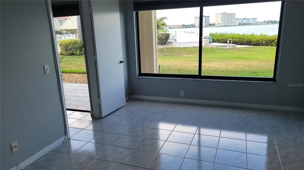 6322 Palma Del Mar Boulevard S St Petersburg FL 33715