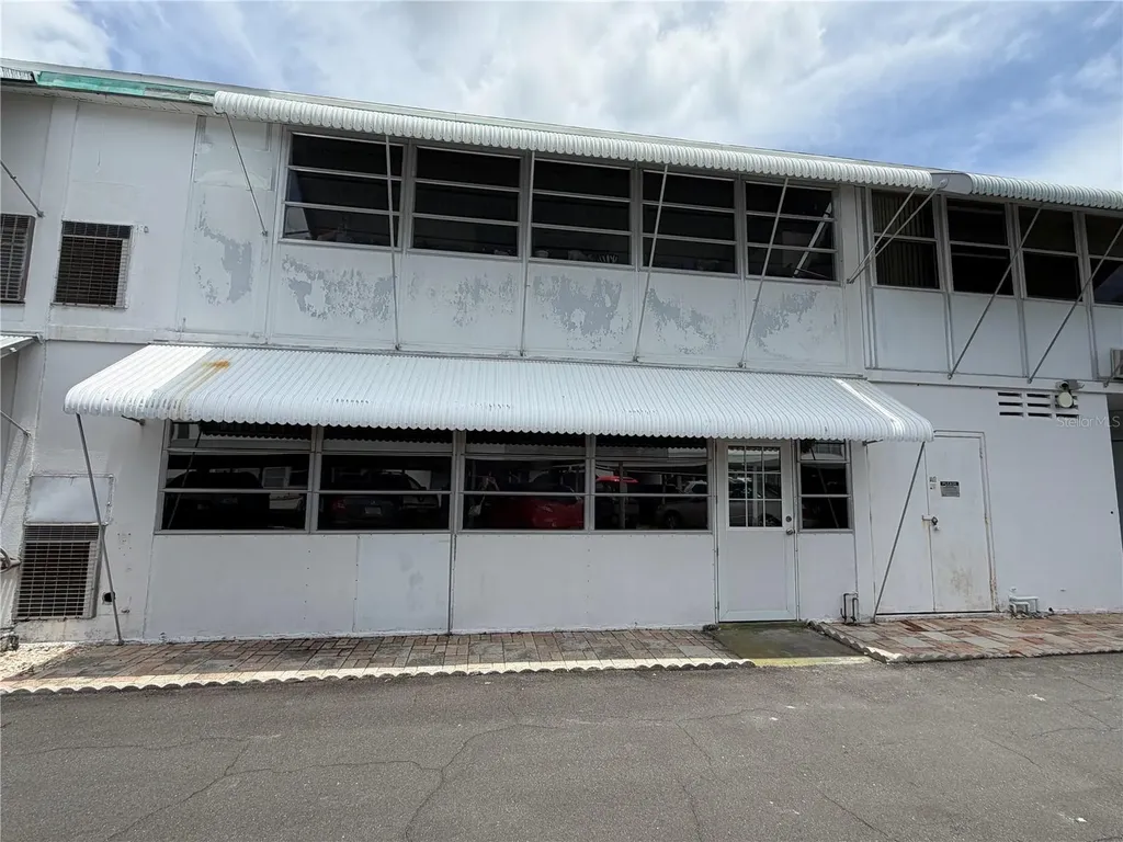 6000 21st Street N St Petersburg FL 33714