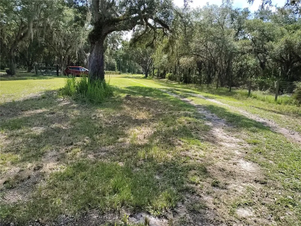 12627 Blackberry Lane Lake Wales FL 33898
