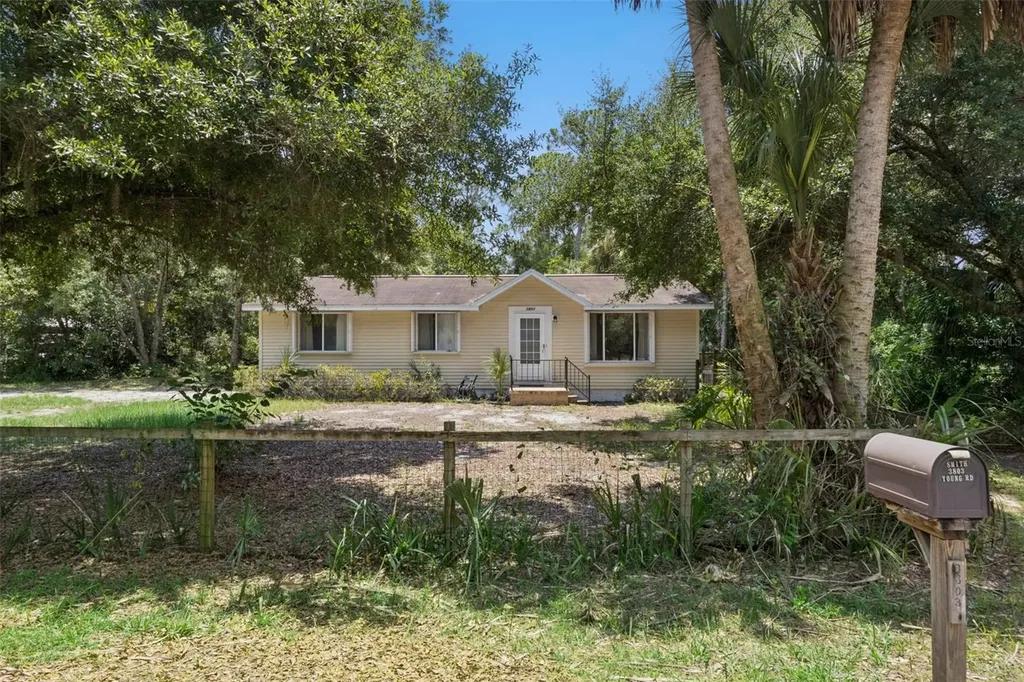 3803 Young Road Lake Wales FL 33898