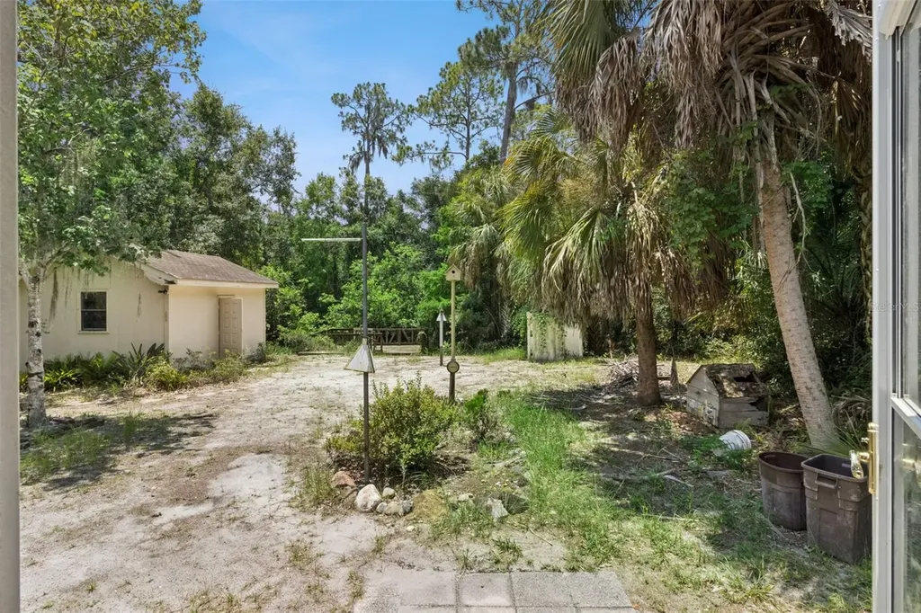 3803 Young Road Lake Wales FL 33898