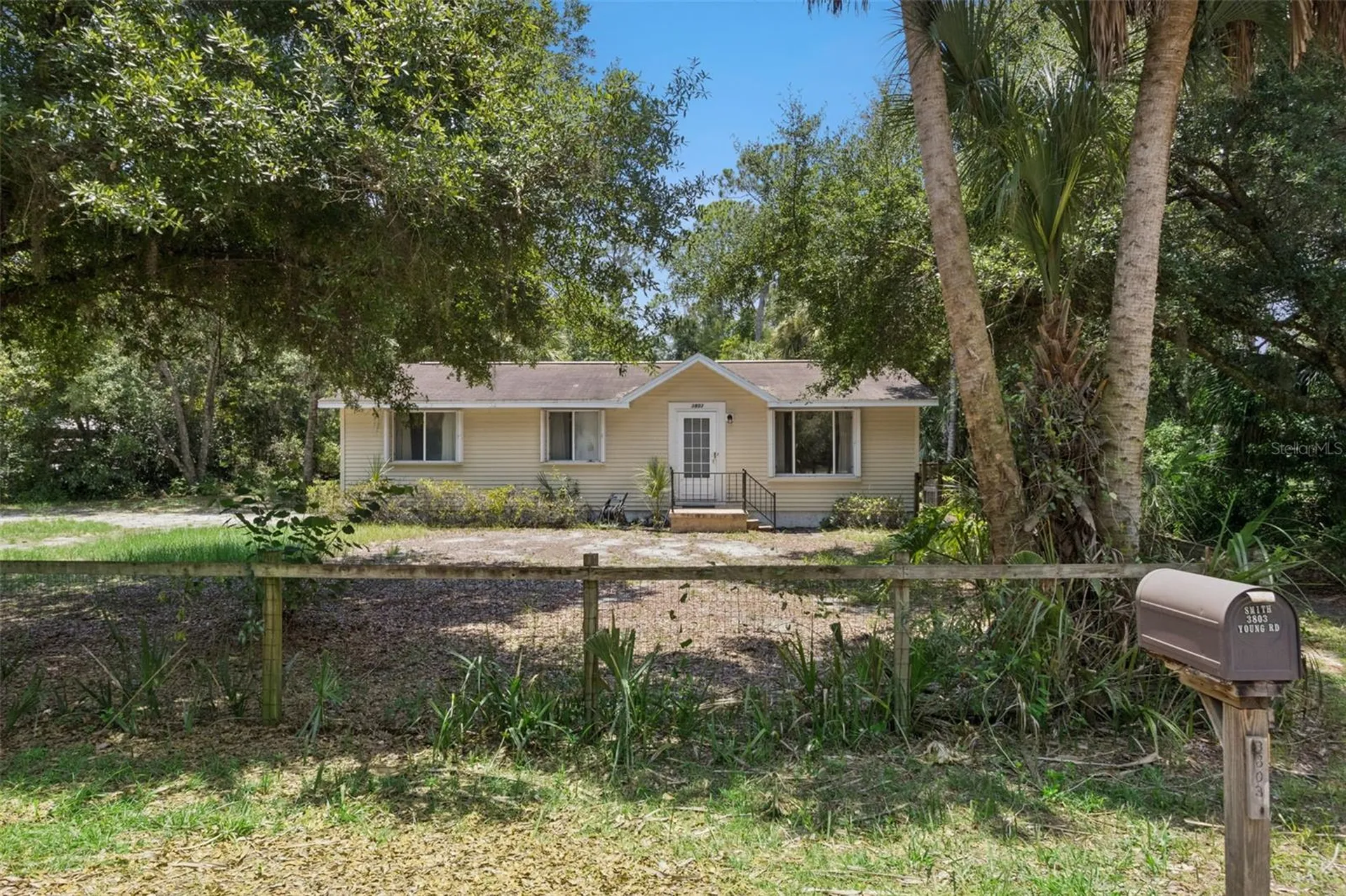3803 Young Road Lake Wales FL 33898