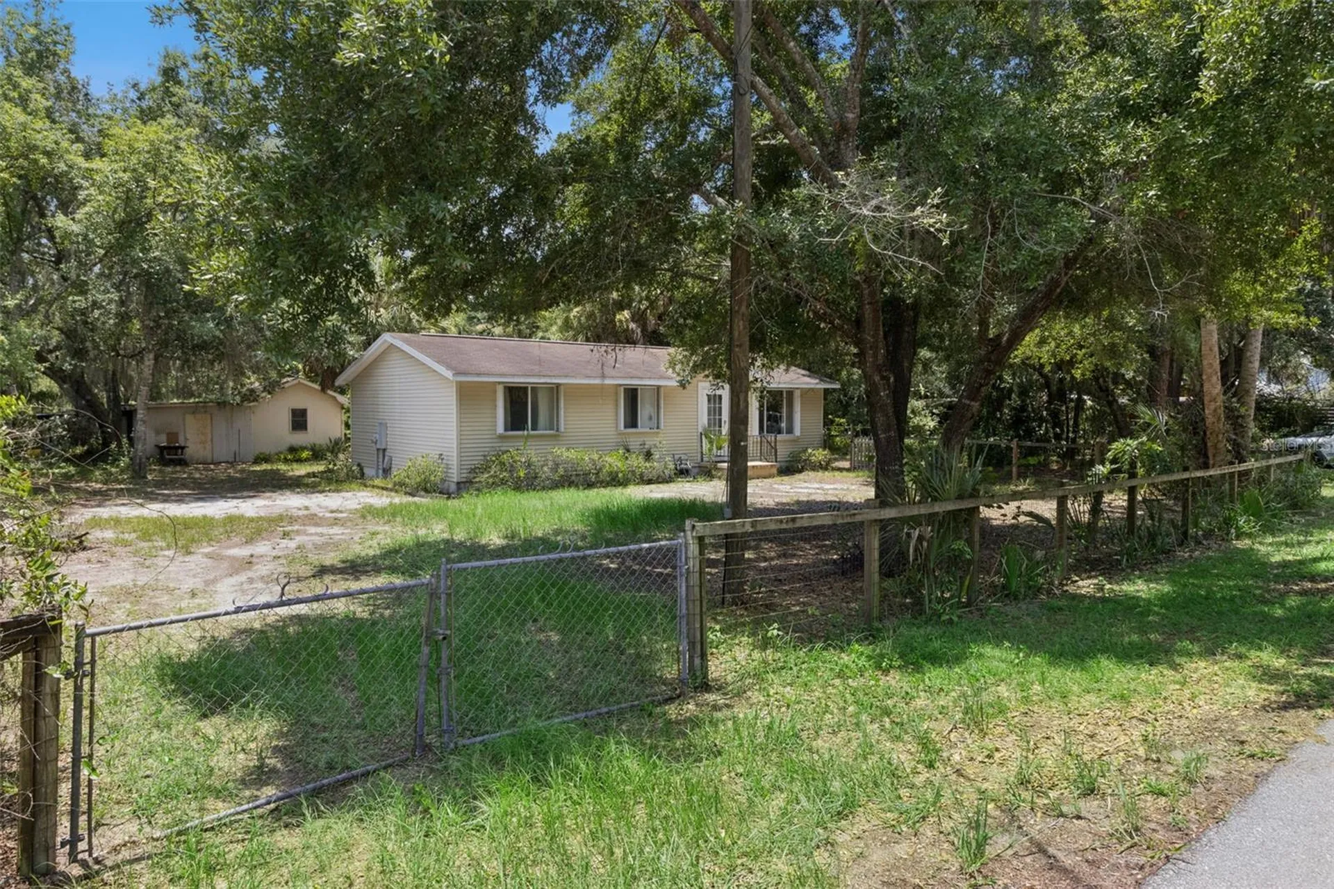 3803 Young Road Lake Wales FL 33898