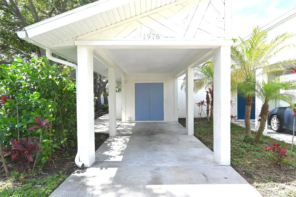 1976 Debbie Street Sarasota FL 34231