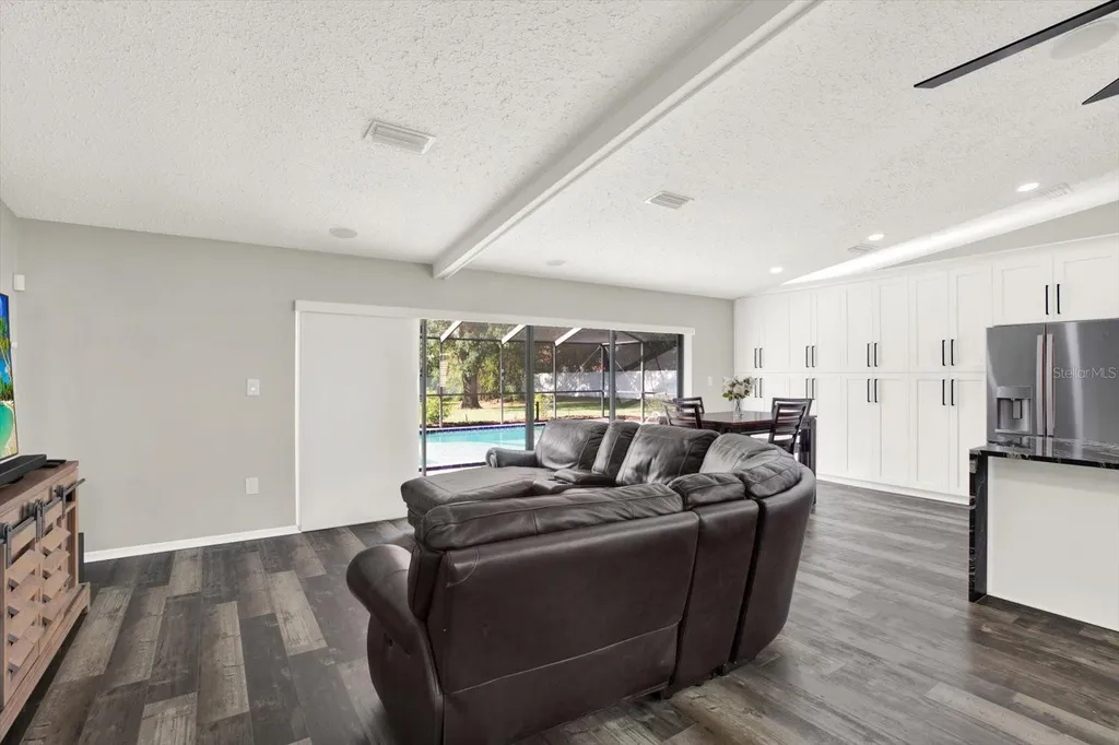 7487 River Country Drive Weeki Wachee FL 34607