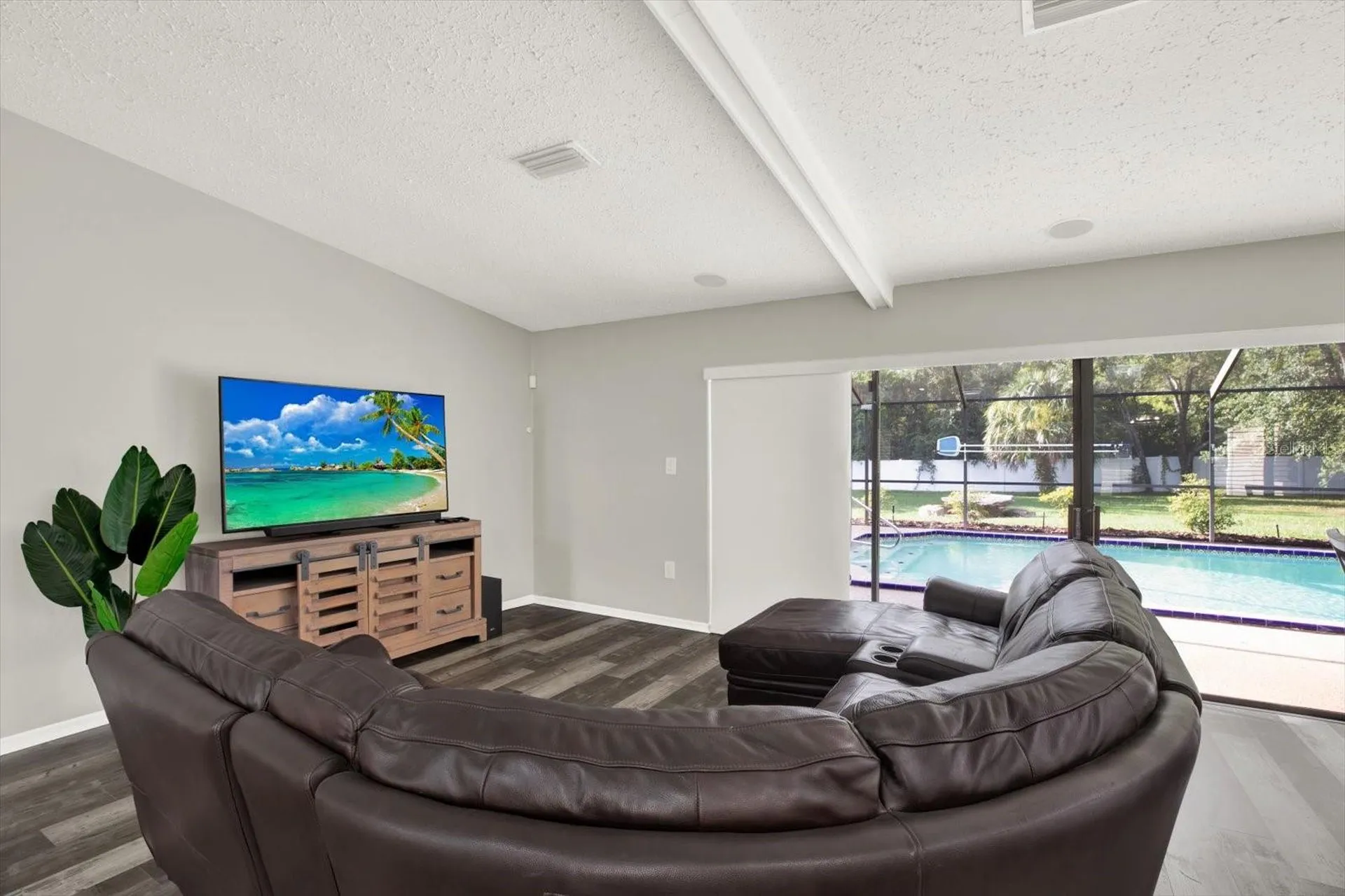 7487 River Country Drive Weeki Wachee FL 34607