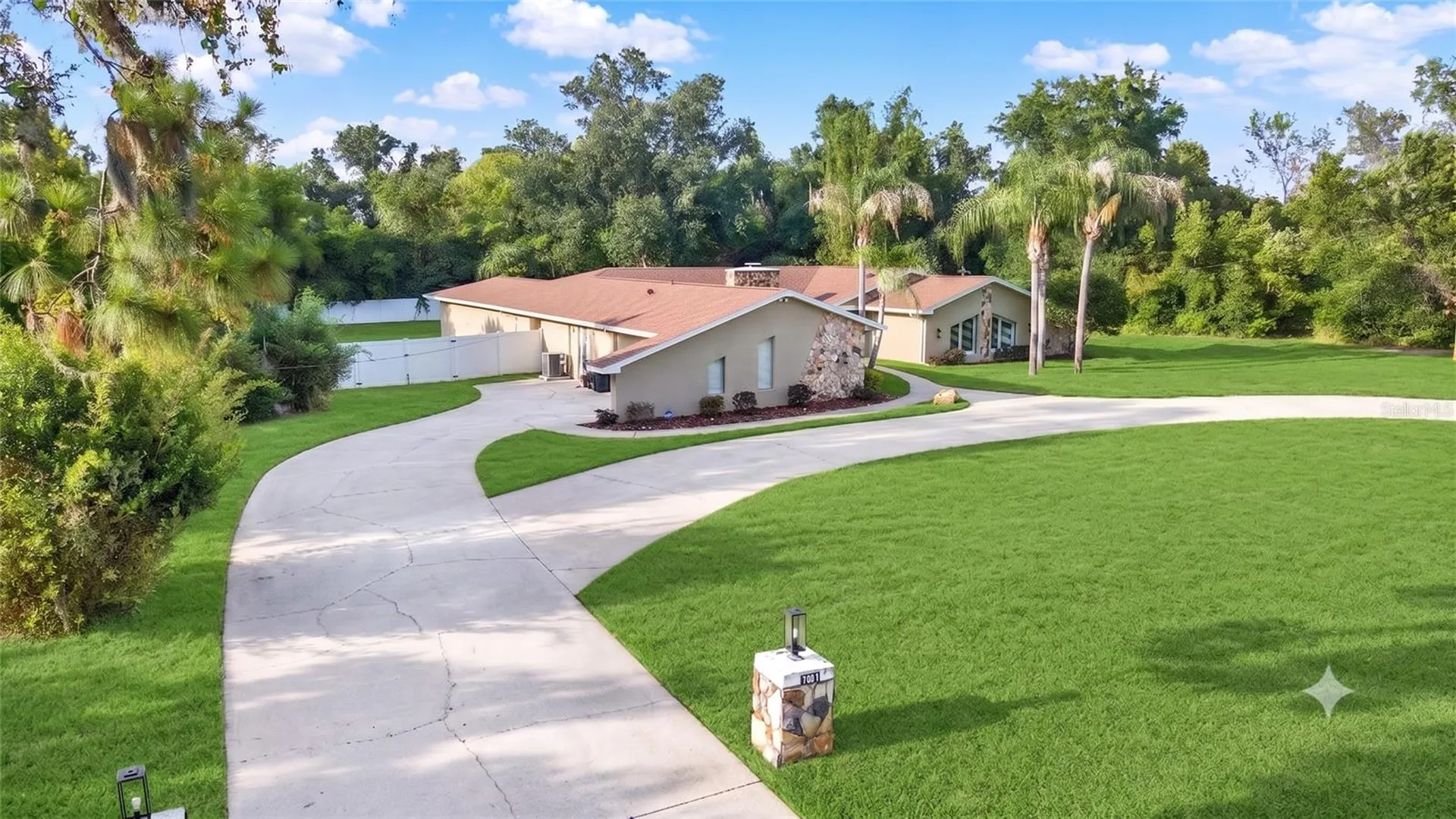 7487 River Country Drive Weeki Wachee FL 34607