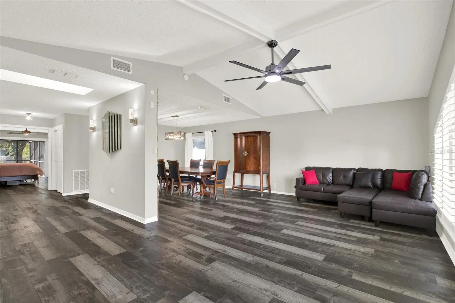 7487 River Country Drive Weeki Wachee FL 34607