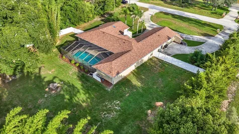 7487 River Country Drive Weeki Wachee FL 34607