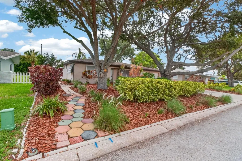 2012 Ripon Drive Clearwater FL 33764