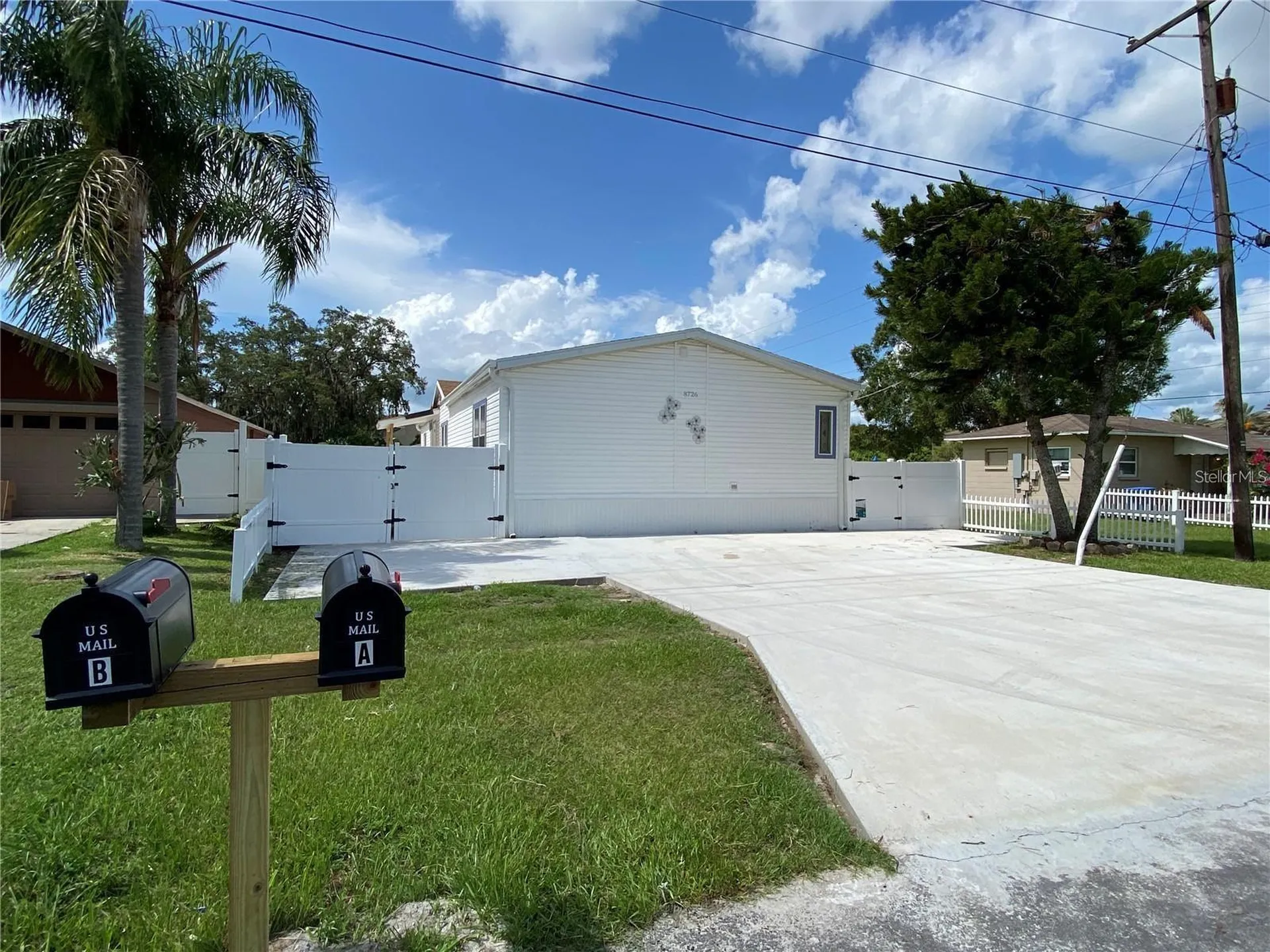 8726 Mayflower Road Tampa FL 33615