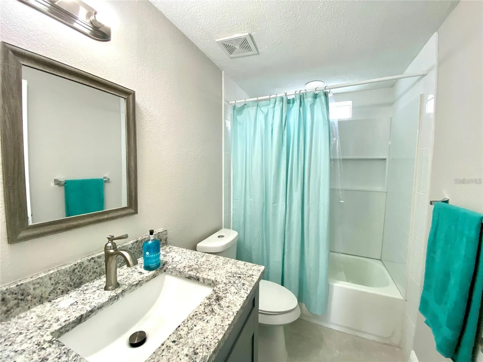 8726 Mayflower Road Tampa FL 33615