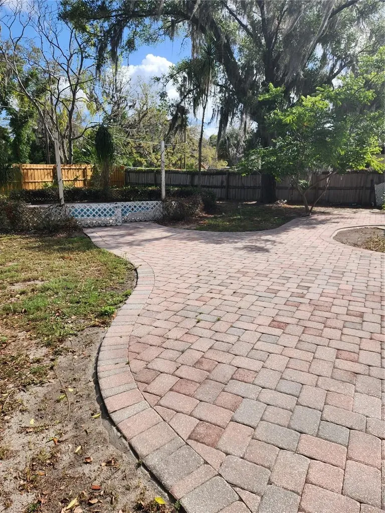 565 E Jessup Avenue Longwood FL 32750
