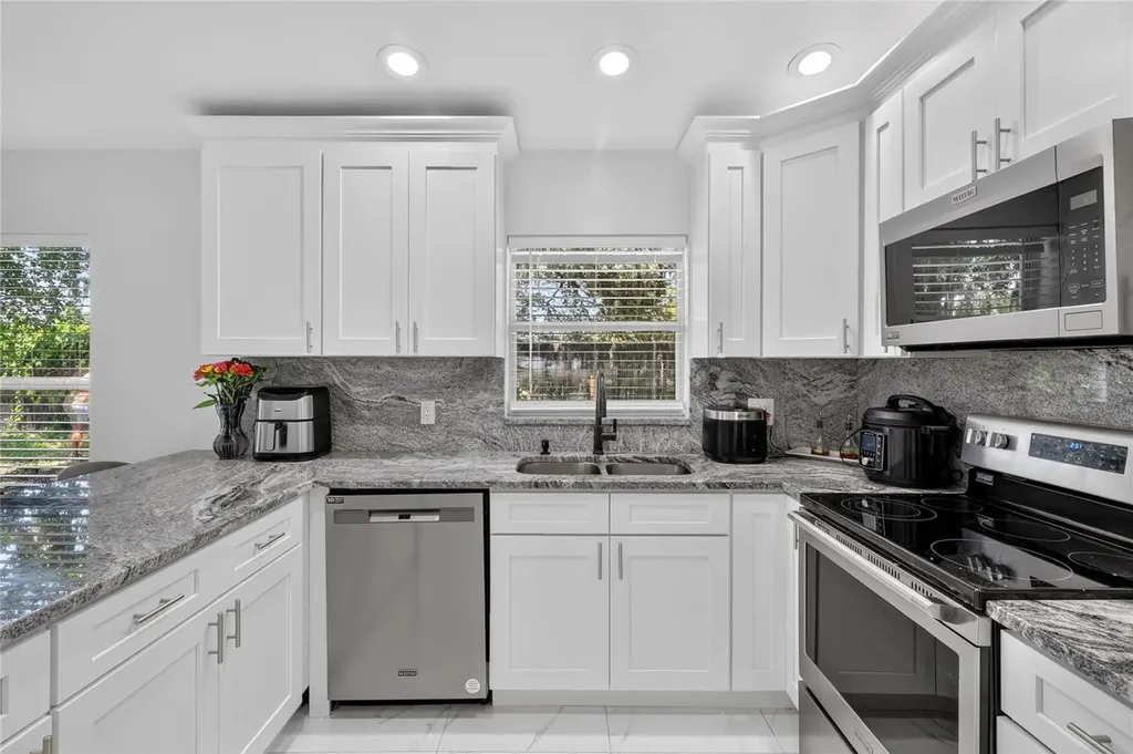 217 E Edward Street Lakeland FL 33805