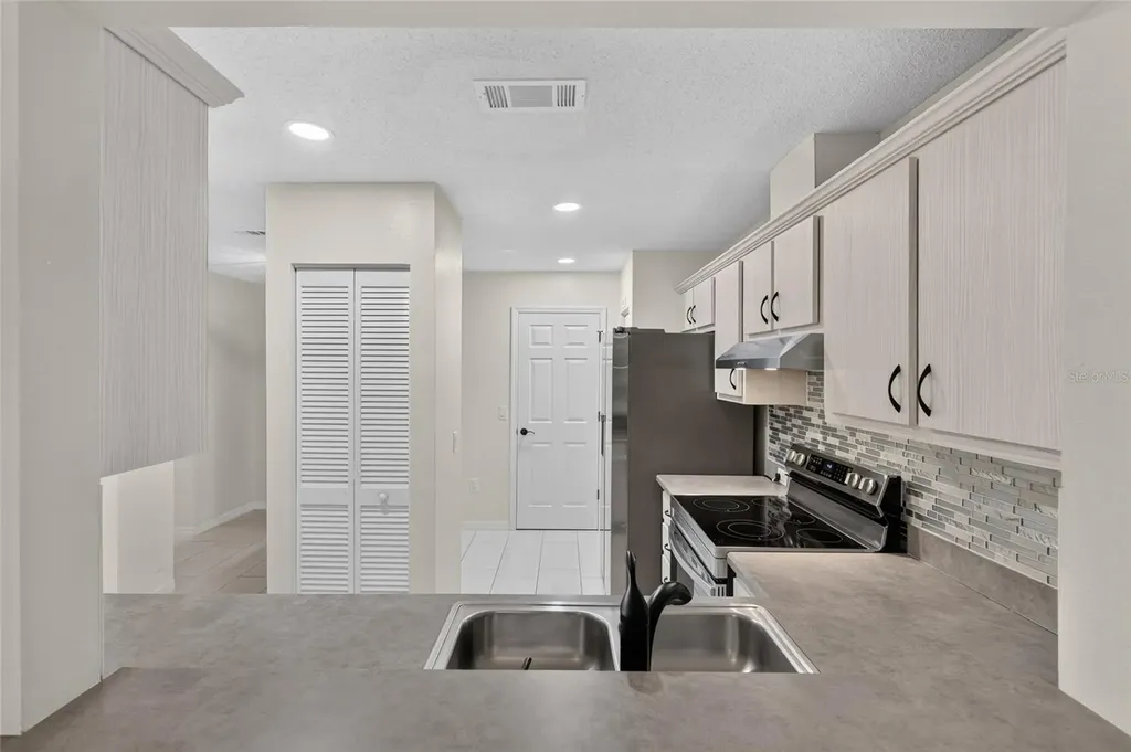 2462 SE 18th Circle Ocala FL 34471