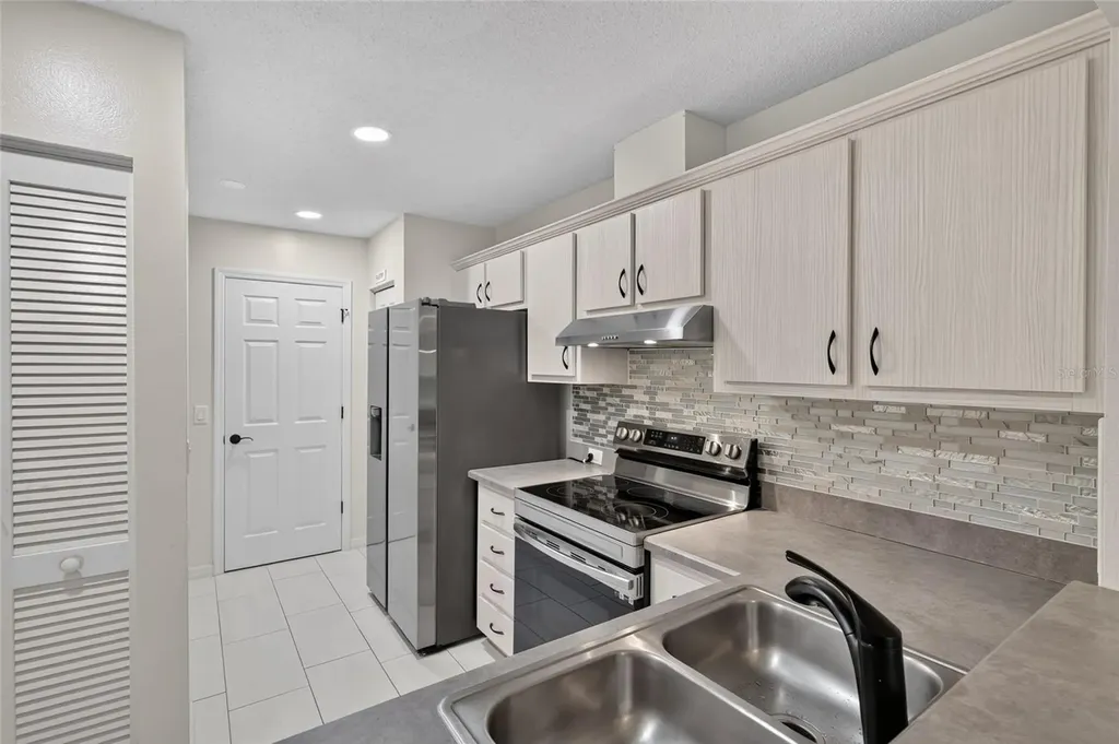 2462 SE 18th Circle Ocala FL 34471