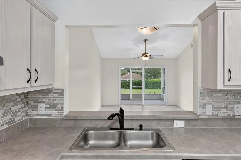 2462 SE 18th Circle Ocala FL 34471