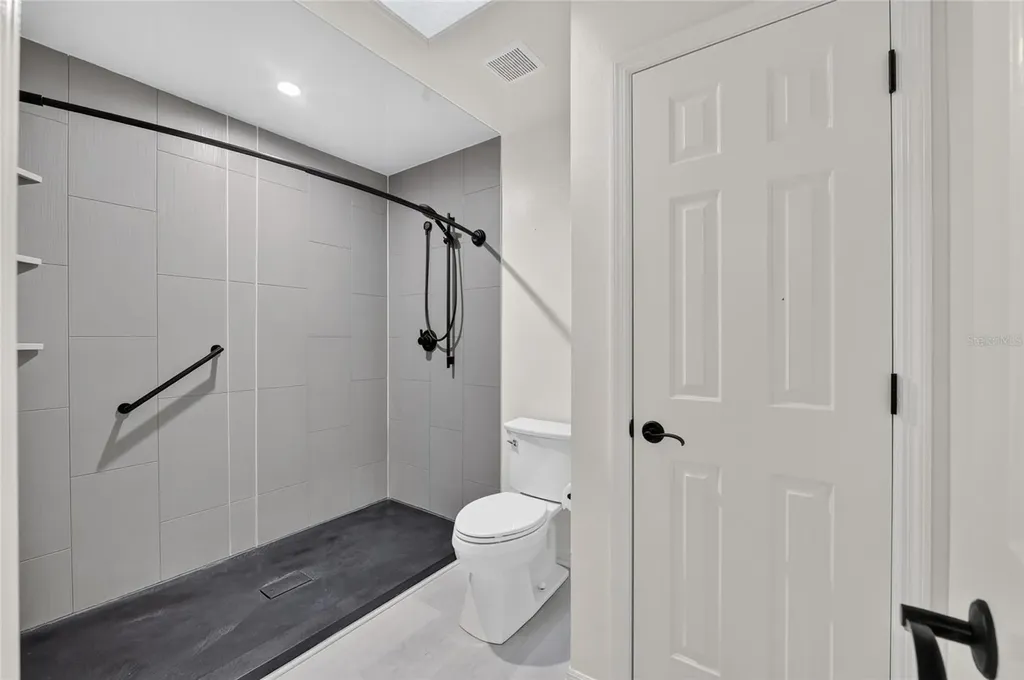 2462 SE 18th Circle Ocala FL 34471