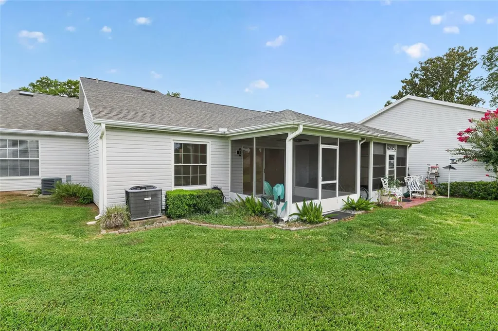 2462 SE 18th Circle Ocala FL 34471