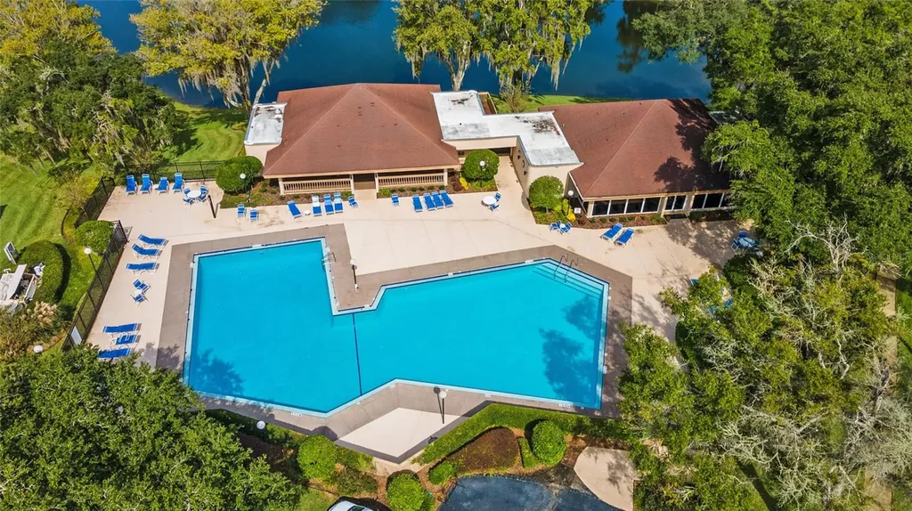 2462 SE 18th Circle Ocala FL 34471