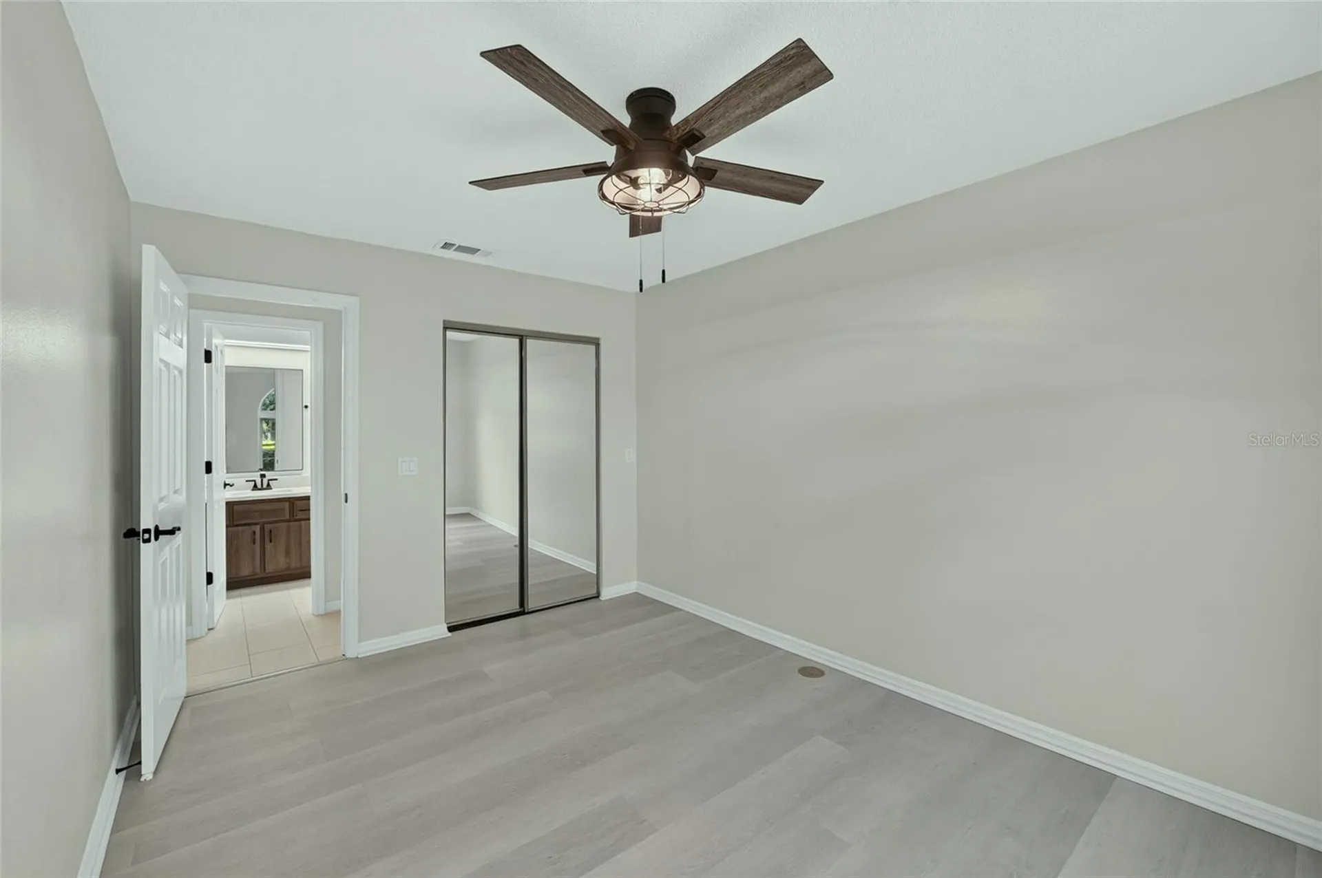 2462 SE 18th Circle Ocala FL 34471