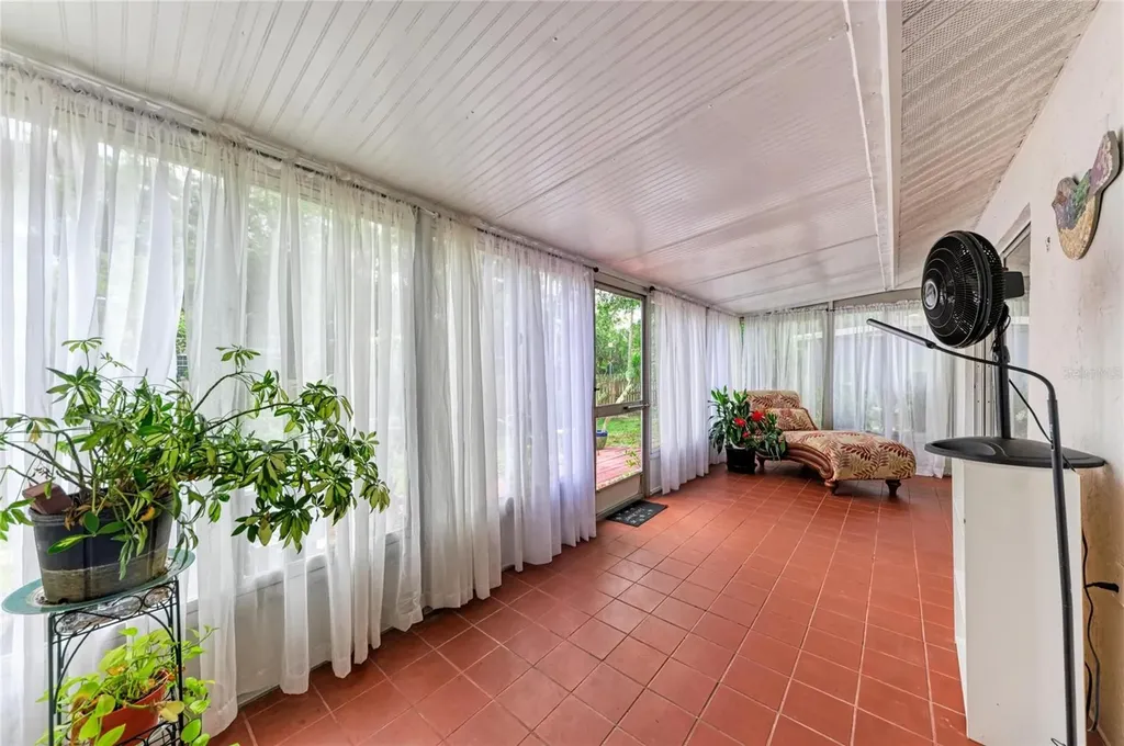 764 N Jefferson Avenue Sarasota FL 34237