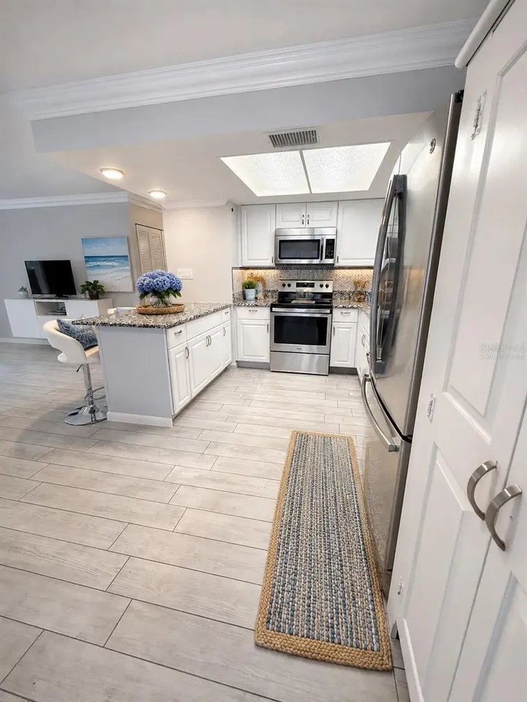 764 N Jefferson Avenue Sarasota FL 34237
