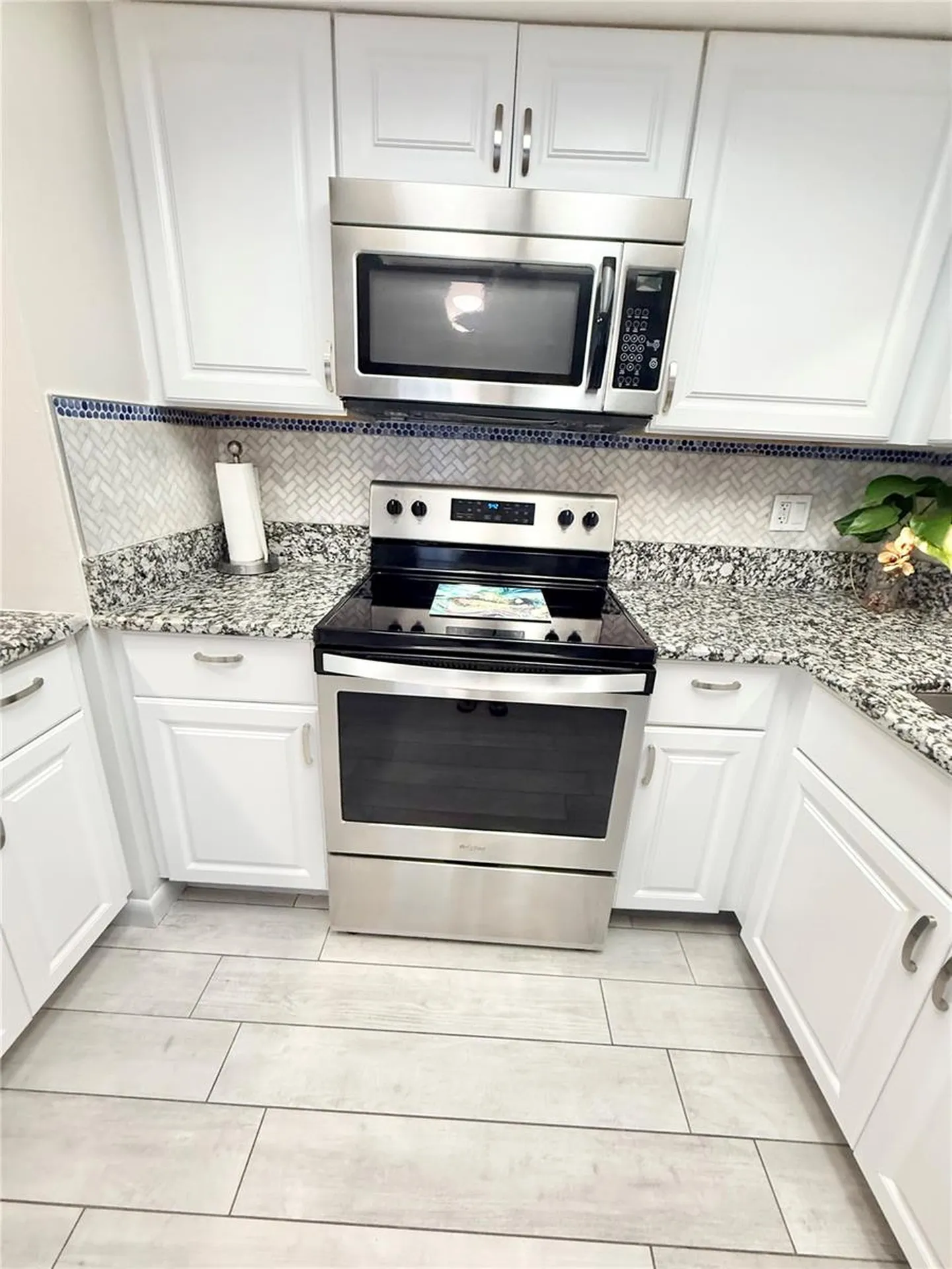 764 N Jefferson Avenue Sarasota FL 34237