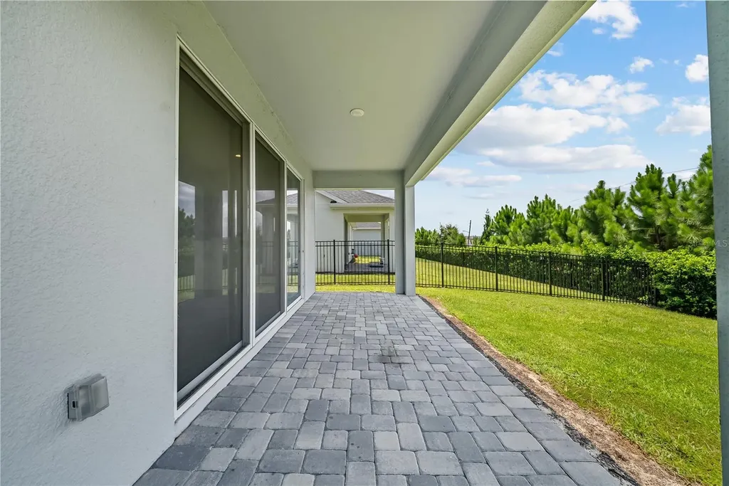 1694 Pinecliff Drive Apopka FL 32703