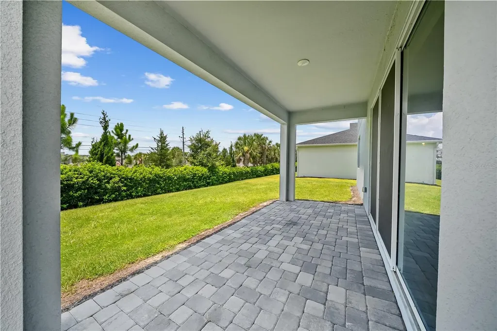 1694 Pinecliff Drive Apopka FL 32703