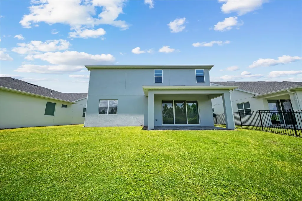 1694 Pinecliff Drive Apopka FL 32703