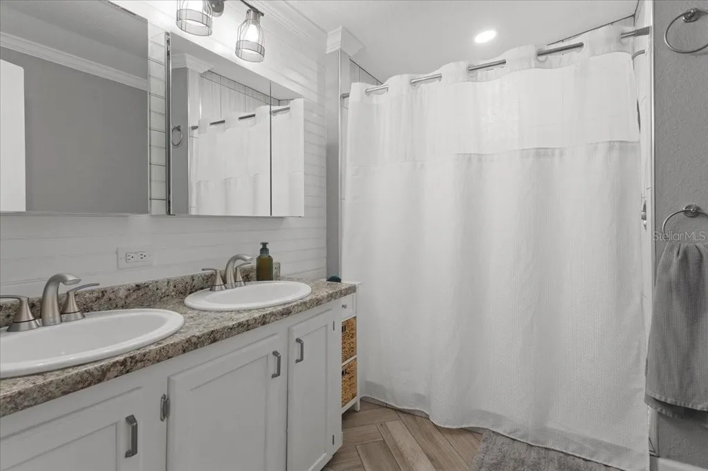 16221 SW 67th Place Archer FL 32618