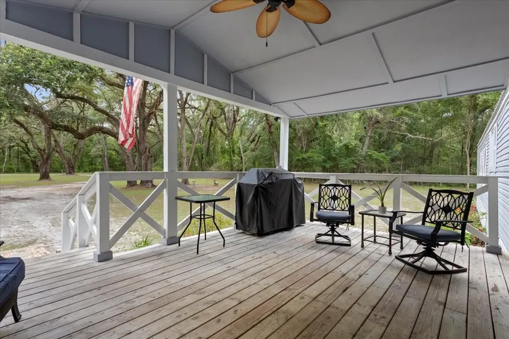 16221 SW 67th Place Archer FL 32618