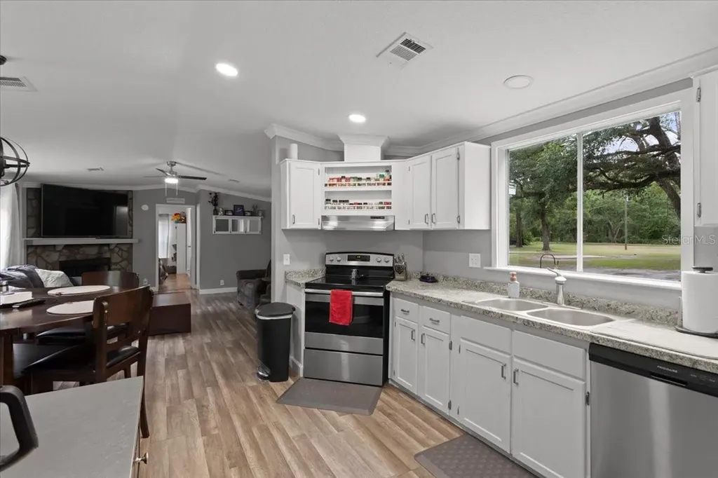 16221 SW 67th Place Archer FL 32618