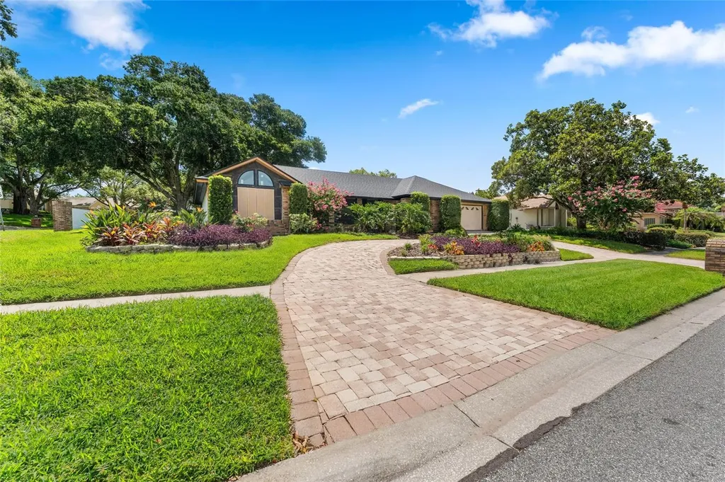 5415 Bay Side Drive Orlando FL 32819